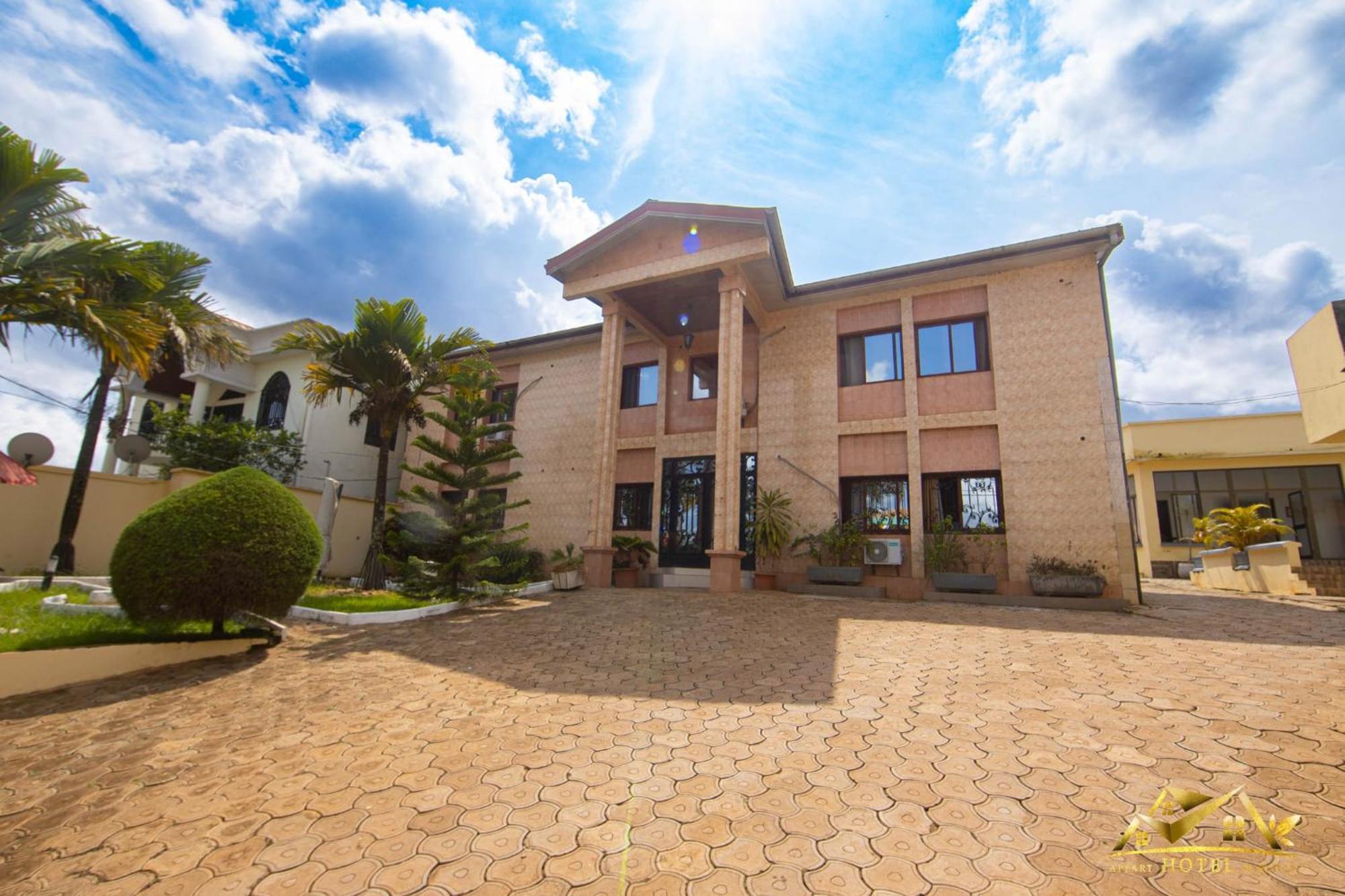 Appart Hotel Mireille Yaounde Exterior photo