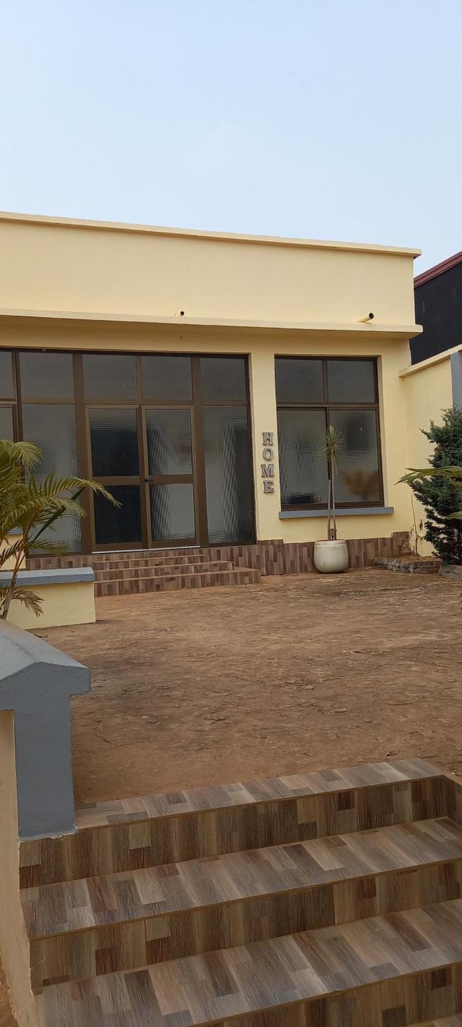 Appart Hotel Mireille Yaounde Exterior photo